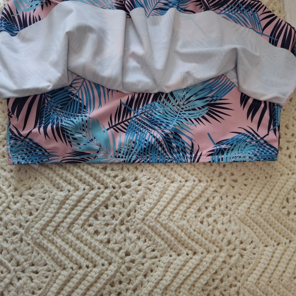 Youth Hurley 2 Piece Swimsuit Pink Blue Palm Print Size XL
